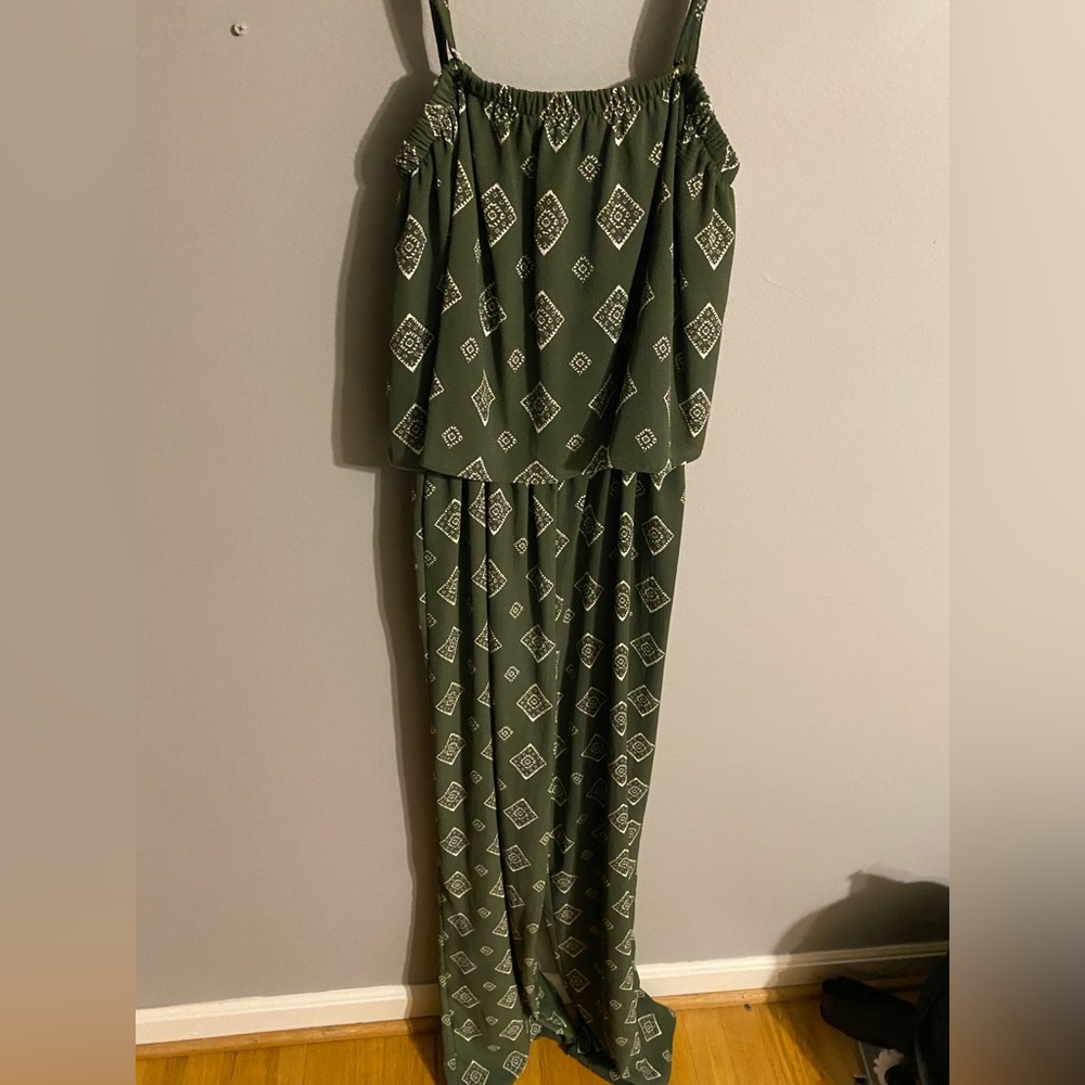 Full length sleeveless romper